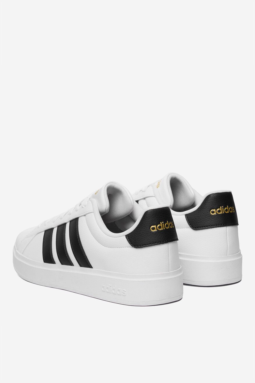 
                        Спортни обувки adidas CEO-STREETTALK JP8275_ БЯЛ - 5907964070580