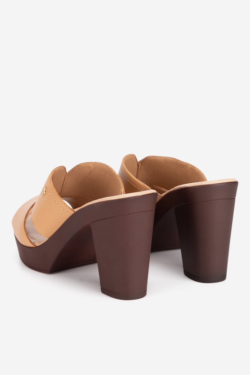 
                Flip-flop Lasocki CAMEL - 5905588708698