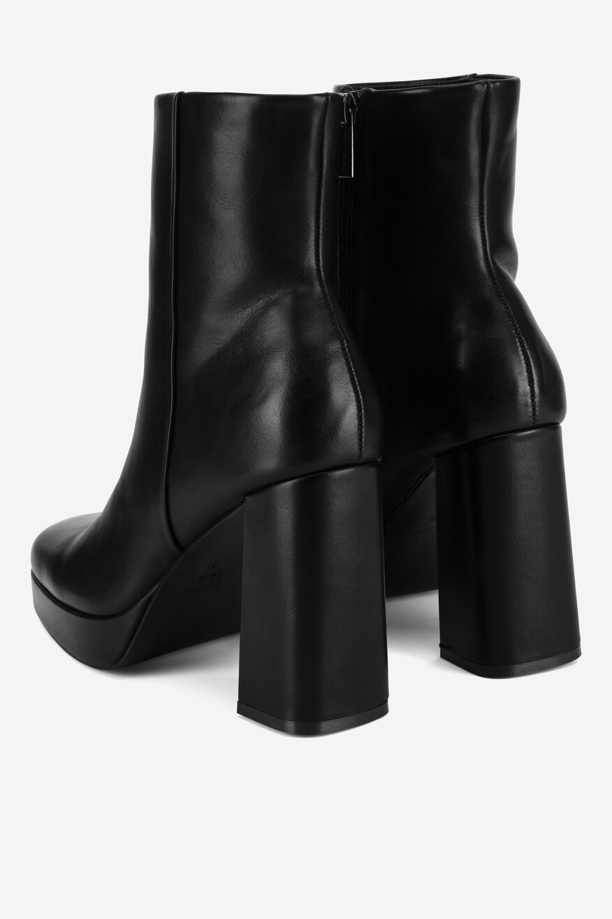 
                Ботильйони Jenny Fairy ЧОРНИЙ - 5905588847199