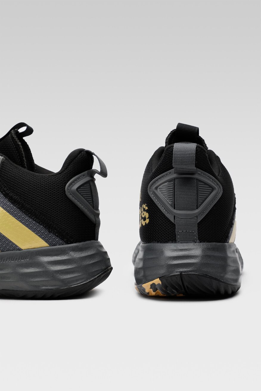 
                adidas - OWNTHEGAME 2.0 - 5904248866082