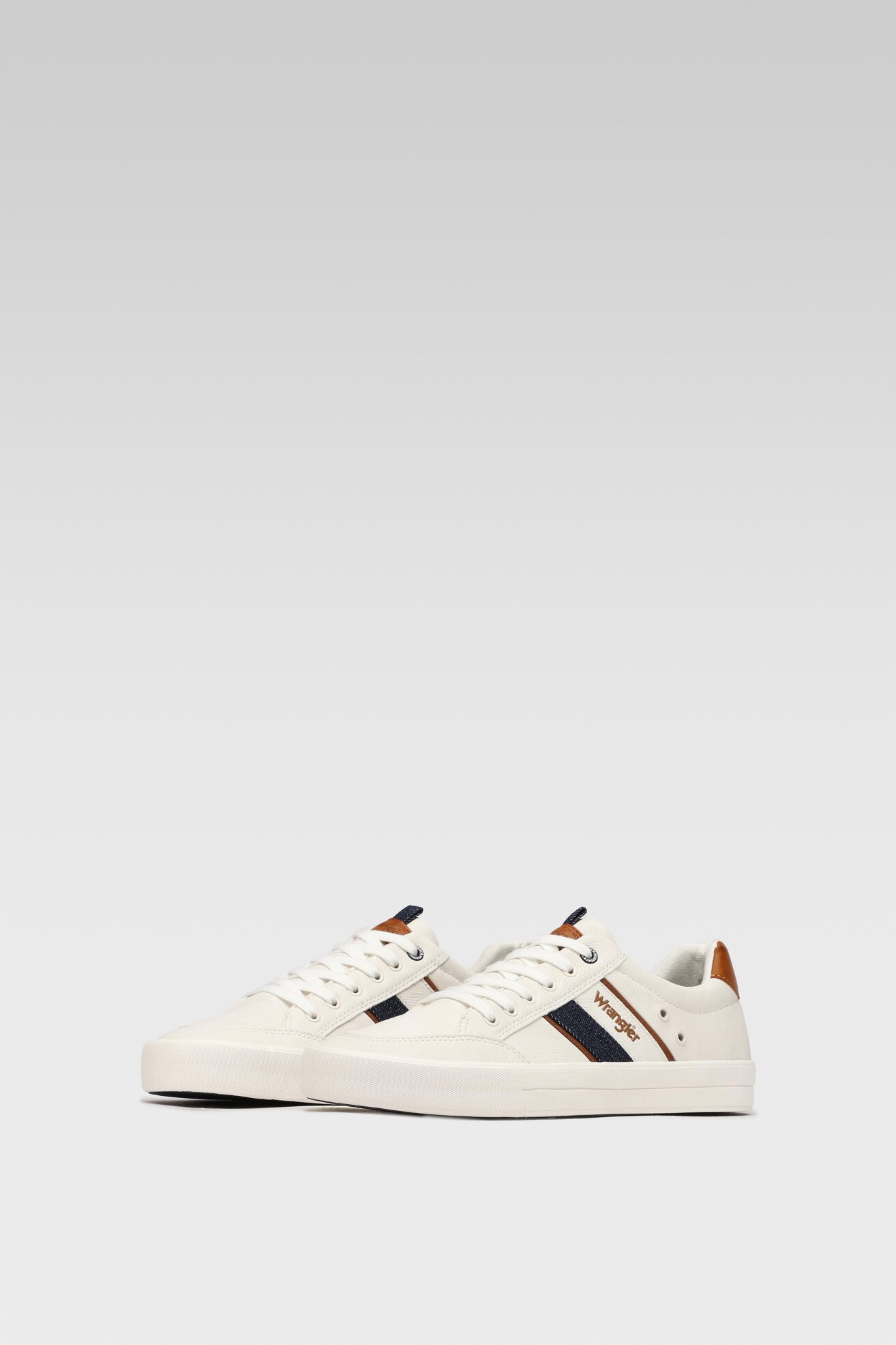 Półbuty Wrangler WM11150M Biały