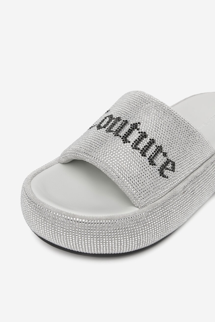 
                Шльопанець Juicy Couture СРІБНИЙ - 5906751735107