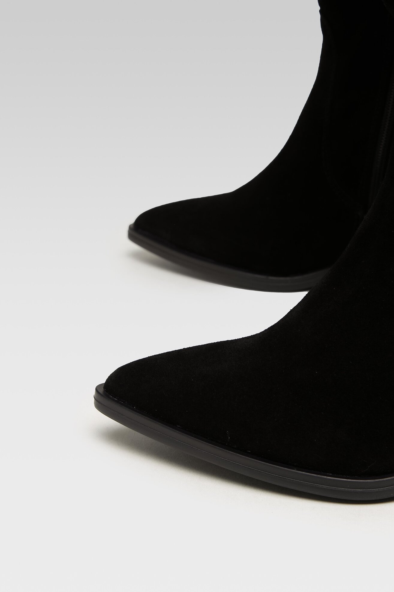 Чобіт Lasocki V623 ЧОРНИЙ