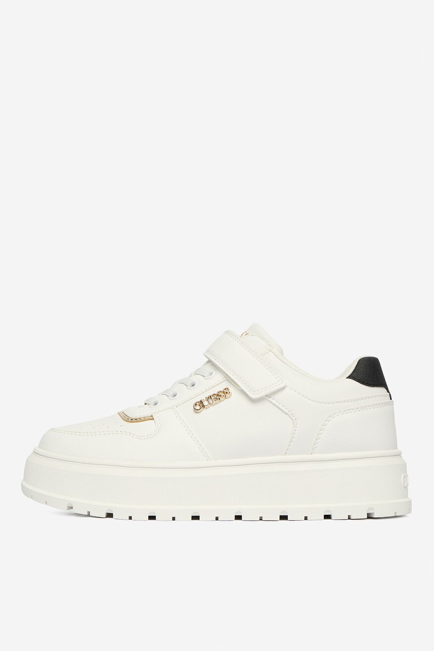 
                        Сникърси GUESS CEOWB-V12-1148 БЯЛ - 5906751757796