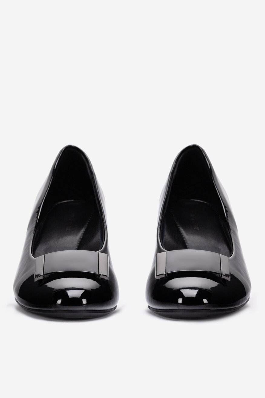 
                Clara Barson - Czółenka na słupku - 5905588731559