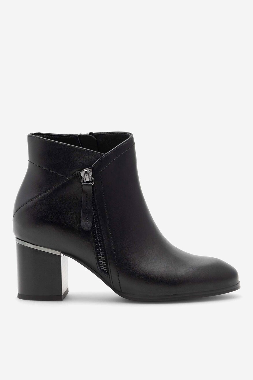 
                Lasocki - Botki skórzane na słupku - 5905588033066