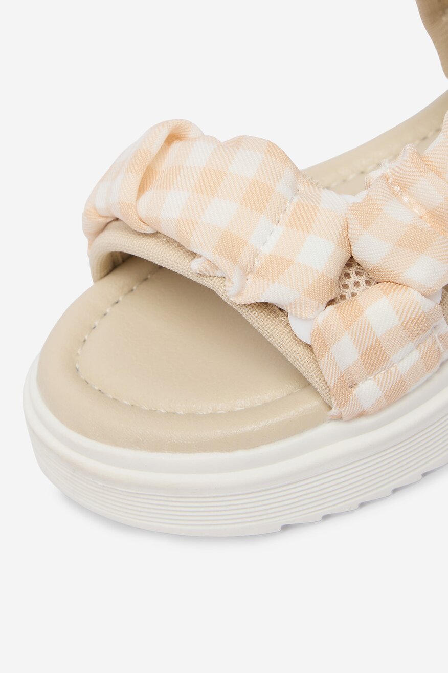 
                Сандалі DeeZee БЕЖЕВИЙ - 5906751985212