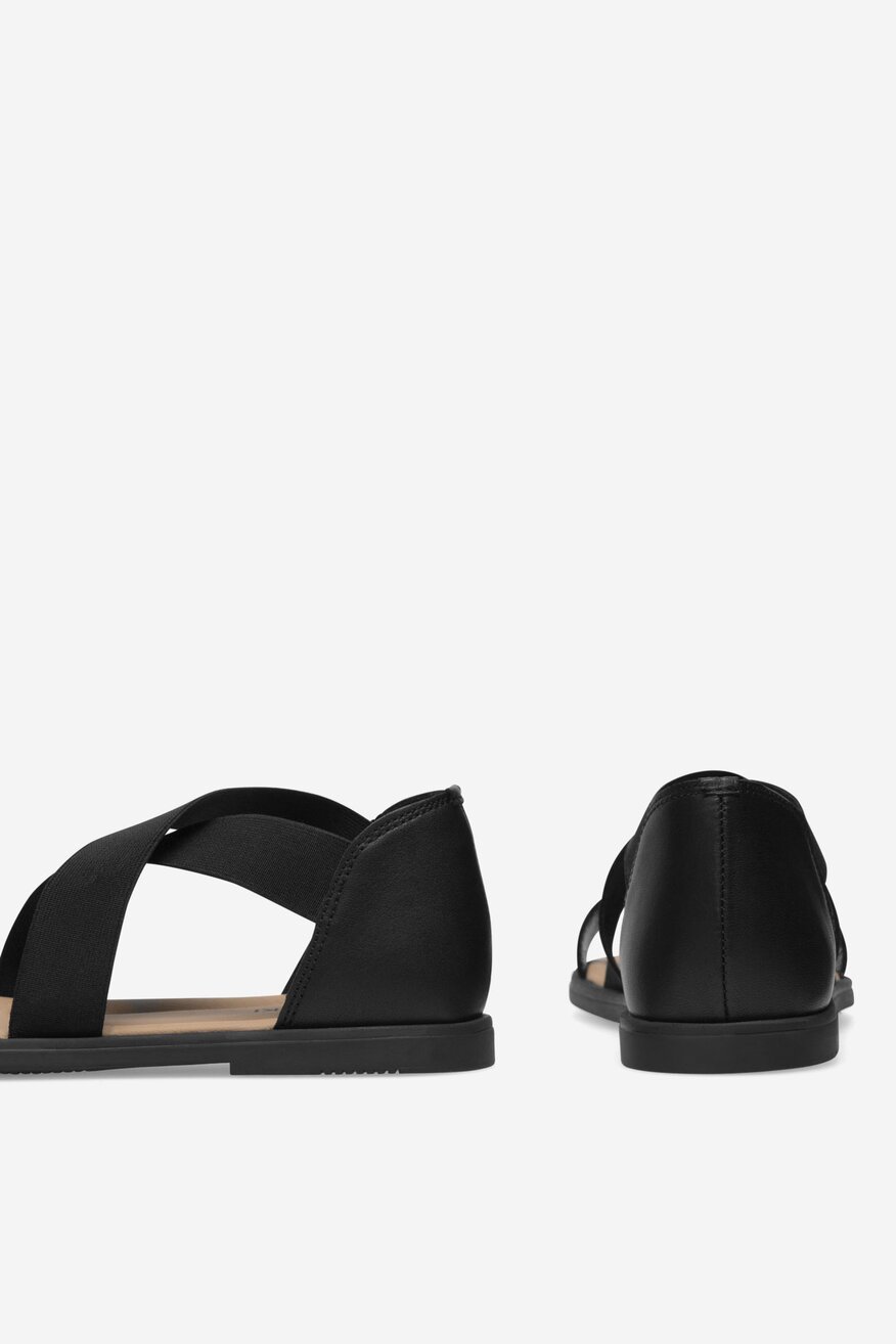 
                Sandale Lasocki Young NEGRU - 5905588477990