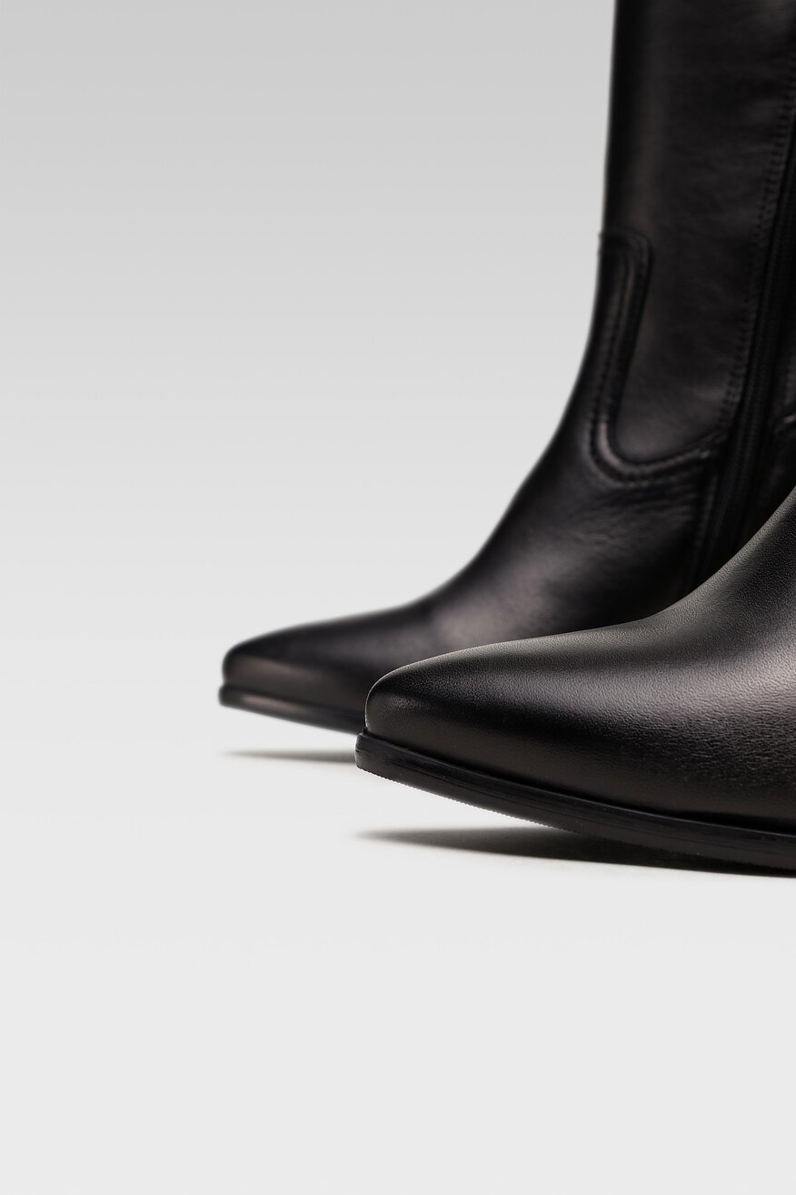 
                Lasocki - Skórzane kozaki szpice - 5904248098421