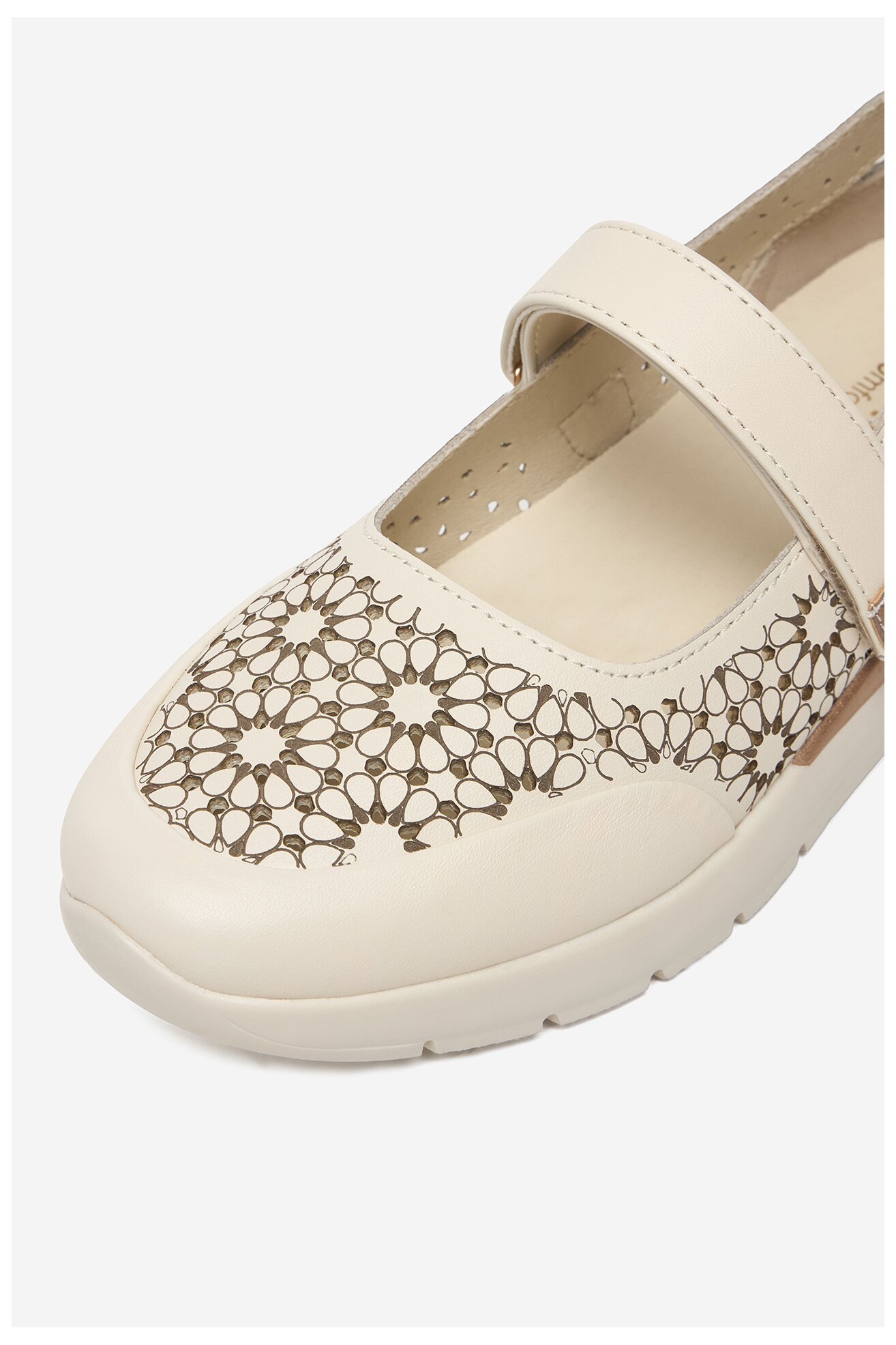 Félcipő Go Soft CEO-HY8205-2 BÉZS