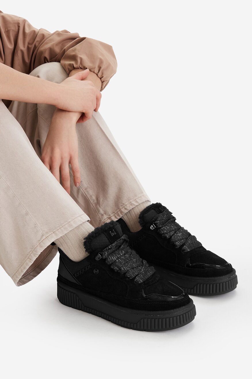 
                Кросівки Mexx ЧОРНИЙ - 5906751347836