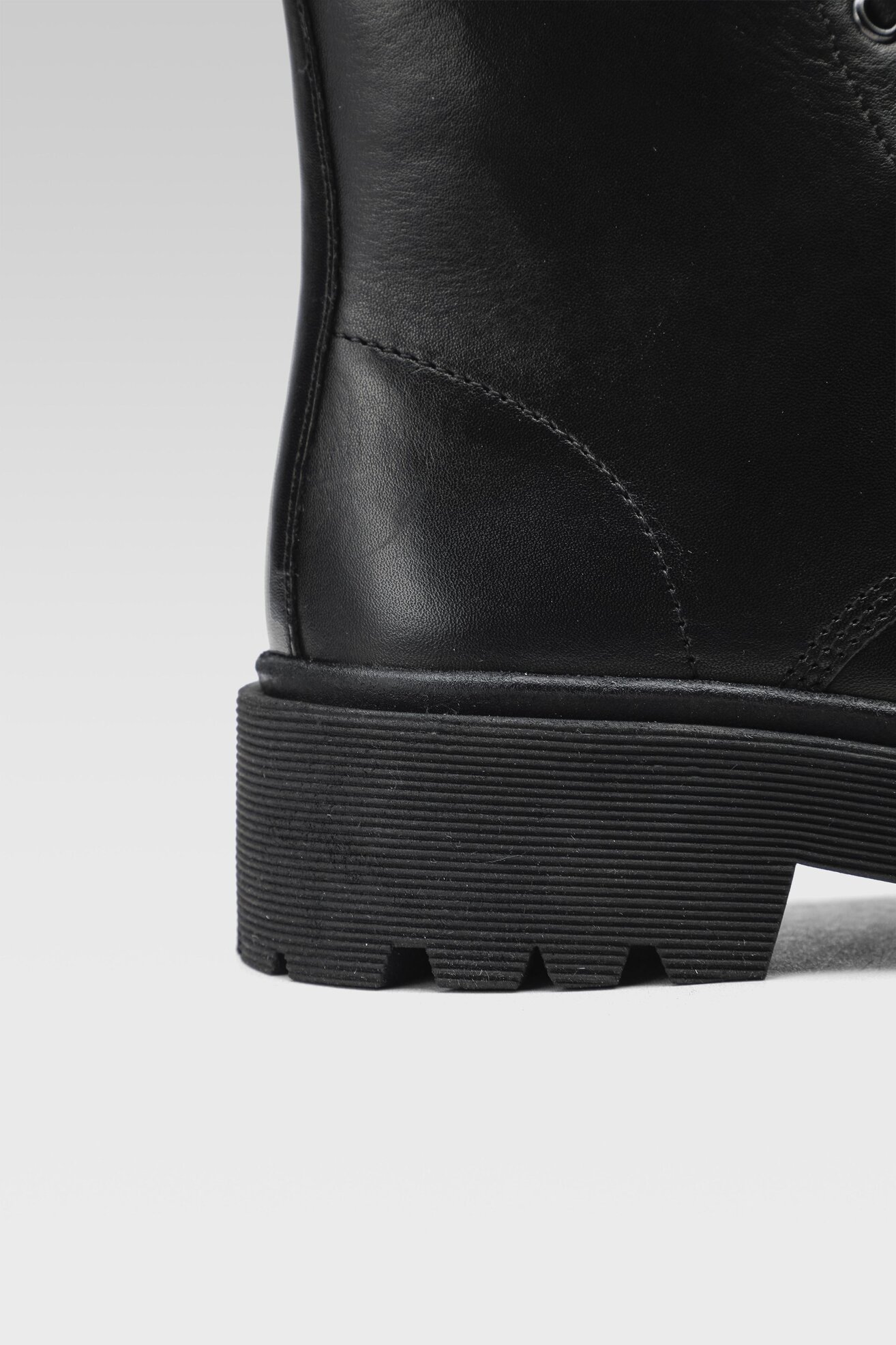 Trzewiki Lasocki WB-ALESSIA-01 Czarny