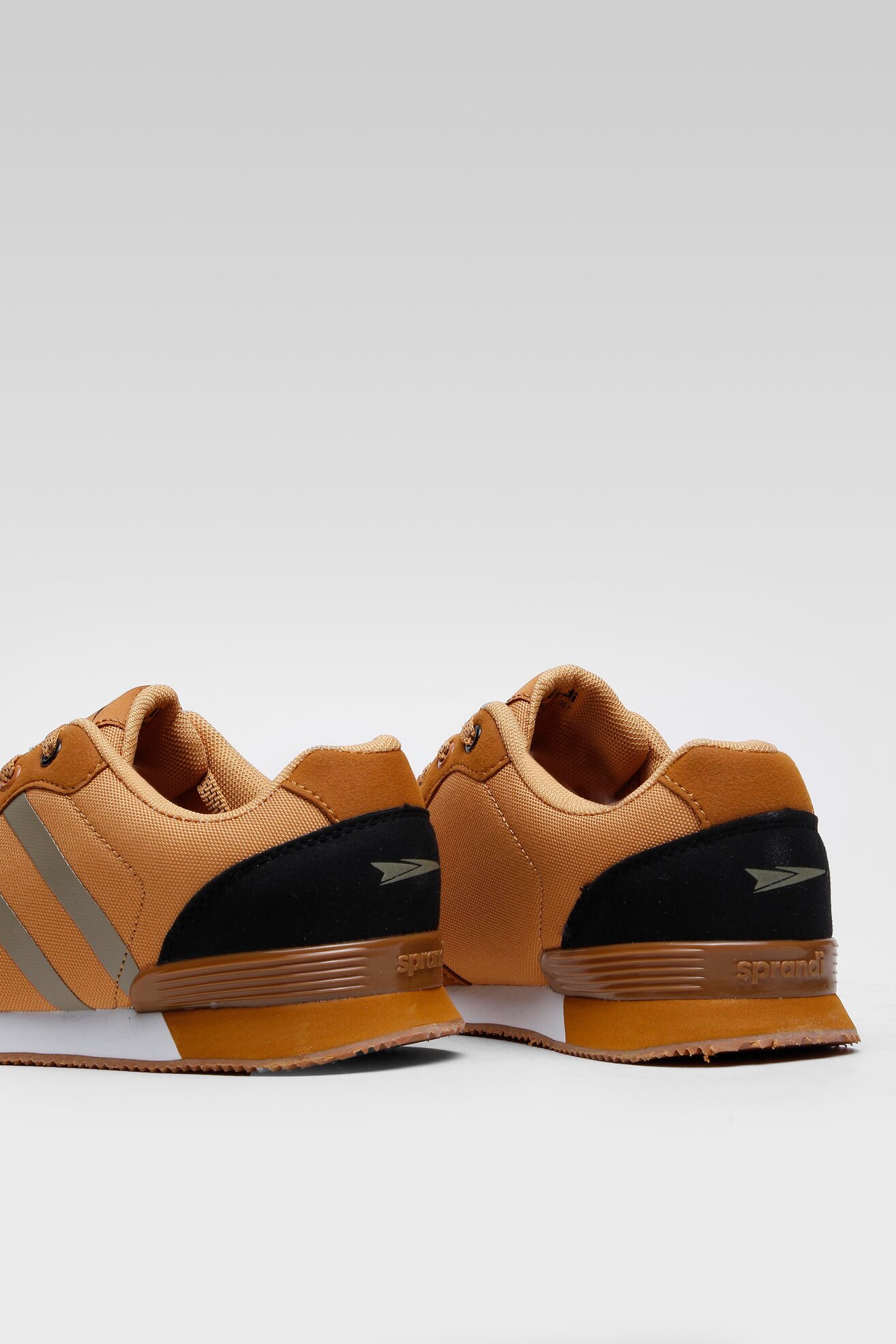 Obuwie sportowe Sprandi BP23-5967 Camel