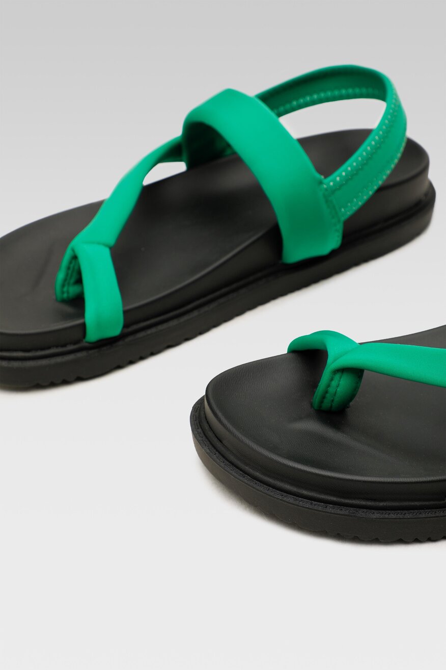 
                Jenny Fairy - Sandały japonki - 5904248673727