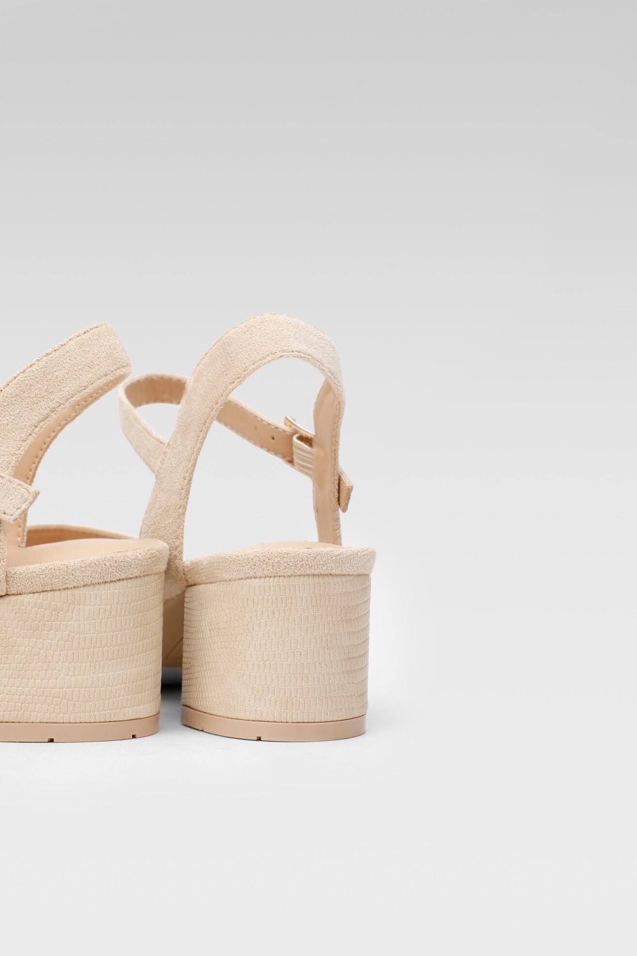 Sandały Clara Barson WS5695-01 Beżowy