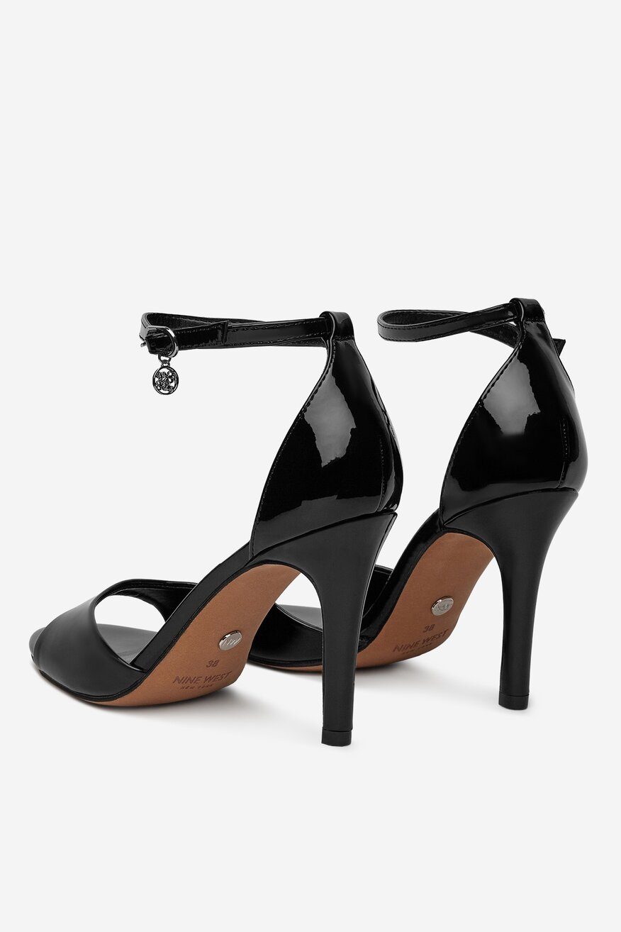 
                NINE WEST - Sandały na szpilce - 5906751037737