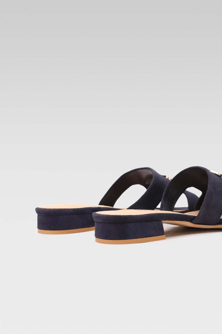 
                Lasocki - Klapki zamszowe - 5903698636580