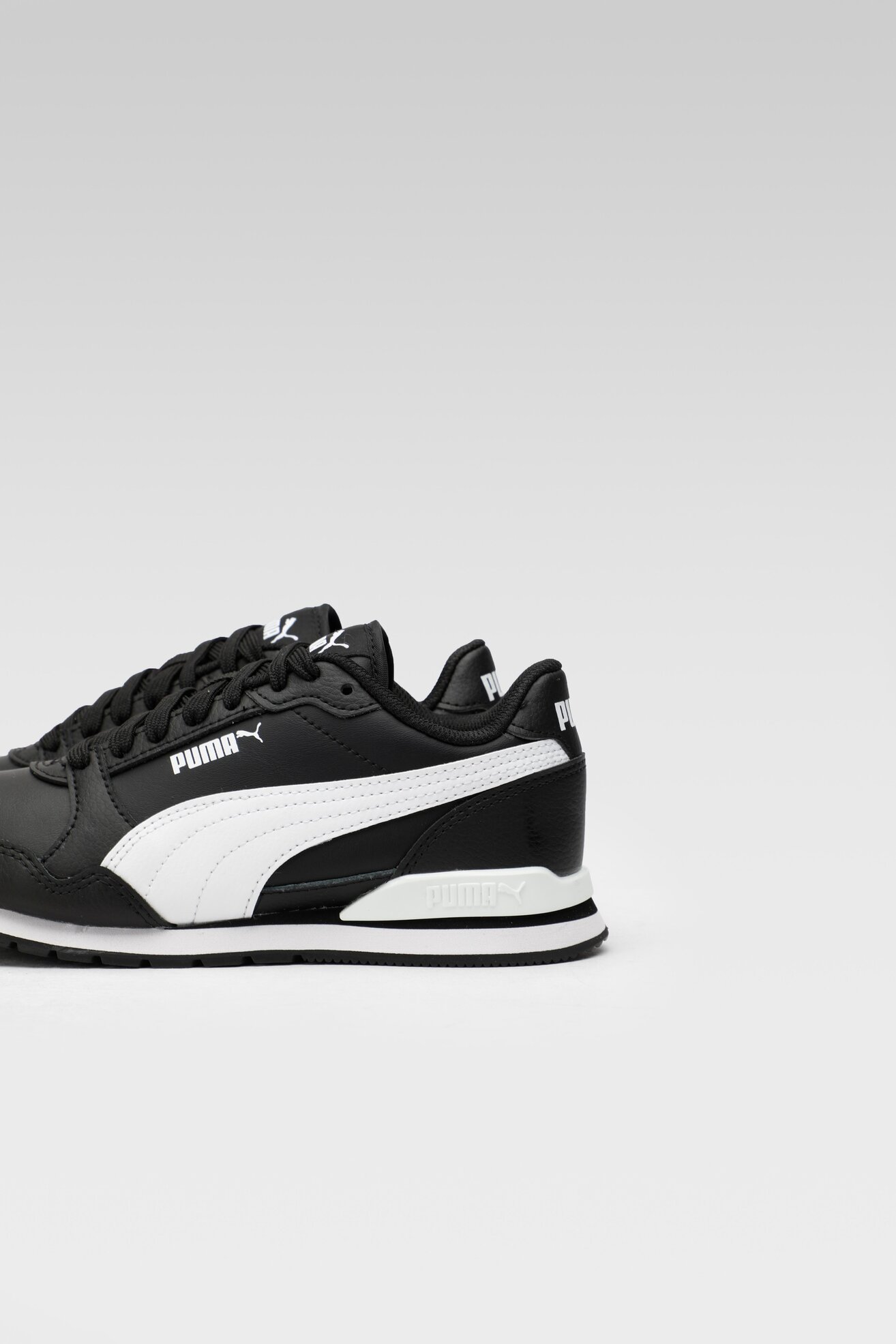 Obuwie sportowe Puma ST RUNNER V3 L JR 38490408 Czarny