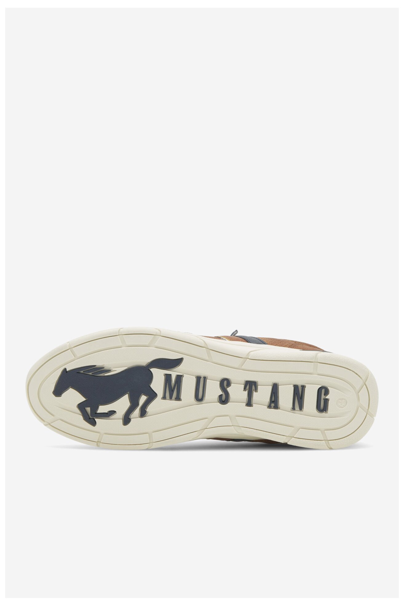 Półbuty Mustang 4138-310 Brązowy