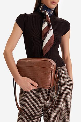 Дамска чанта Lasocki CEO-LSK-K-025-06 КАМЕЛ