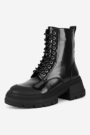 Šněrovací vyšší obuv NINE WEST WFA3033-5 ČERNÁ