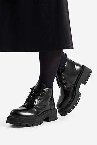 Csizma Badura PILO-SL-04301 FEKETE