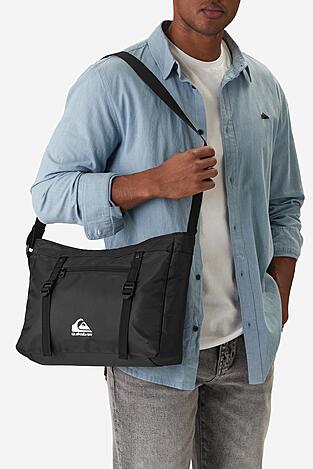 Мъжка чанта QUIKSILVER CWBEO-QUIC-M-002-09 ЧЕРЕН