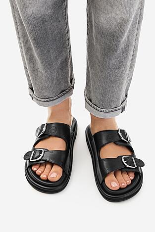 Klapki GUESS JEANS EO-R26SS03458 Czarny