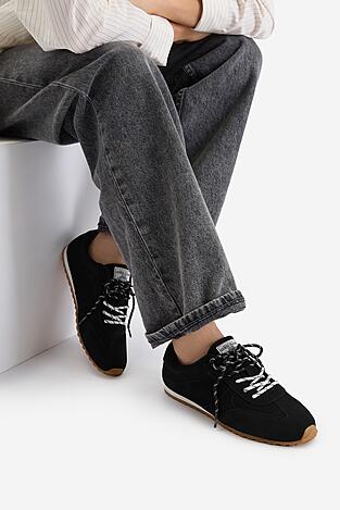 Sneakers GUESS JEANS EO-CS5262 Czarny