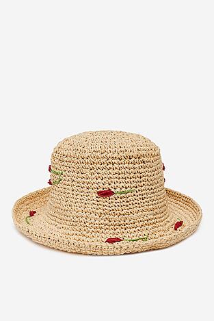 Дамска шапка DeeZee M-6 БЕЖОВ