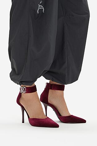 Czółenka Juicy Couture EO-S4S96733-01B Bordowy