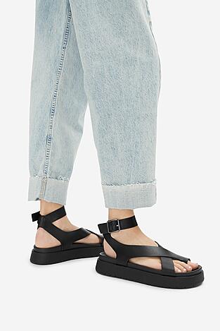 Szandál Jenny HY69916-4 FEKETE