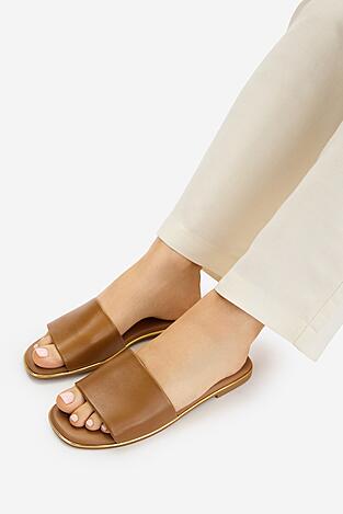 Klapki Lasocki CEO-RST-HOSTA-01 Camel