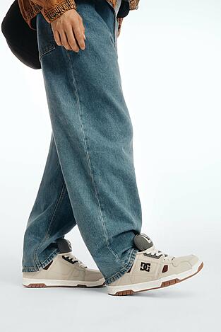 Спортни обувки DC Shoes CEO-V5-10121 БЕЖОВ