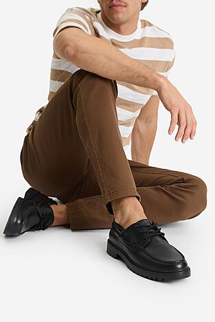 Półbuty GUESS JEANS CWBEO-FOX-01 MI08 Czarny