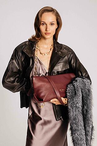 Kézitáska NINE WEST CEO-NOMAD-NOSTALGIA-KY108 BORDÓ