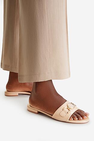 Klapki NINE WEST CEO-LS6445-01 Beżowy