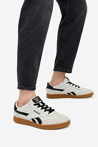 Încălțăminte sport Reebok FORTE LOUNGER AR30252WCBY CREM