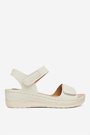 Sandały Go Soft CEO-W23206 Biały