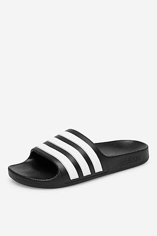 Plážové pantofle adidas ADILETTE AQA K F35556 ČERNÁ