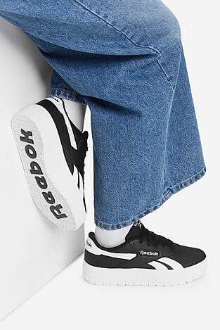Спортни обувки Reebok COURT ADVANCE SURGE 100202649 ЧЕРЕН