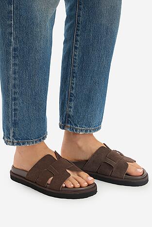 Klapki Gino Rossi C-LB-P2170 Brązowy ciemny