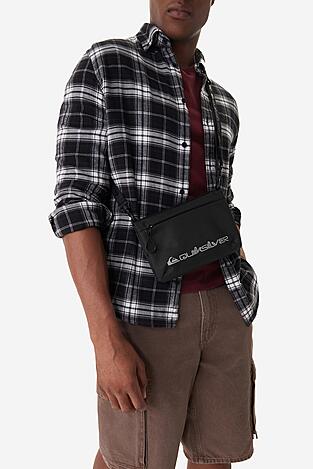 Дамска чанта QUIKSILVER CEOWB-QUIC-F-003-09 ЧЕРЕН