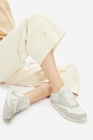 Спортни обувки Reebok CLASSIC NYLON 100220923 БЕЖОВ