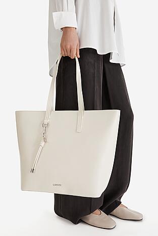 Дамска чанта Lasocki CEO-LSK-X-002-09 СЛОНОВА КОСТ