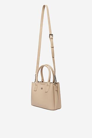 Дамска чанта Gino Rossi C-KY186 БЕЖОВ