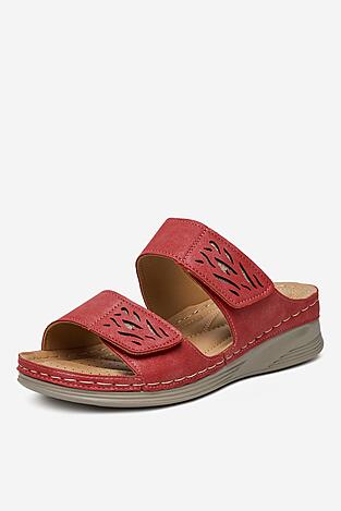 Klapki Clara Barson WYL05010-11 Czerwony