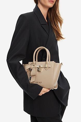 Kézitáska NINE WEST CEO-CHELSEA-CHARM-I-LX10187 BÉZS