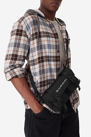 Дамска чанта QUIKSILVER CEOWB-QUIC-F-002-09 ЧЕРЕН