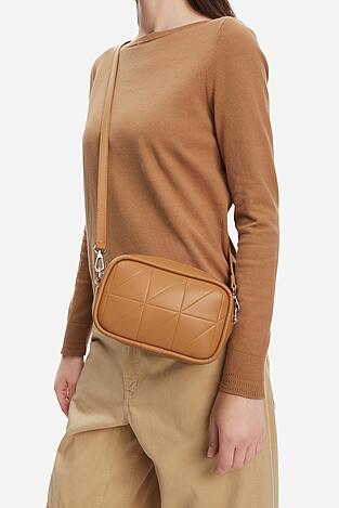 Kézitáska DeeZee C-DZE-S-008-08 CAMEL